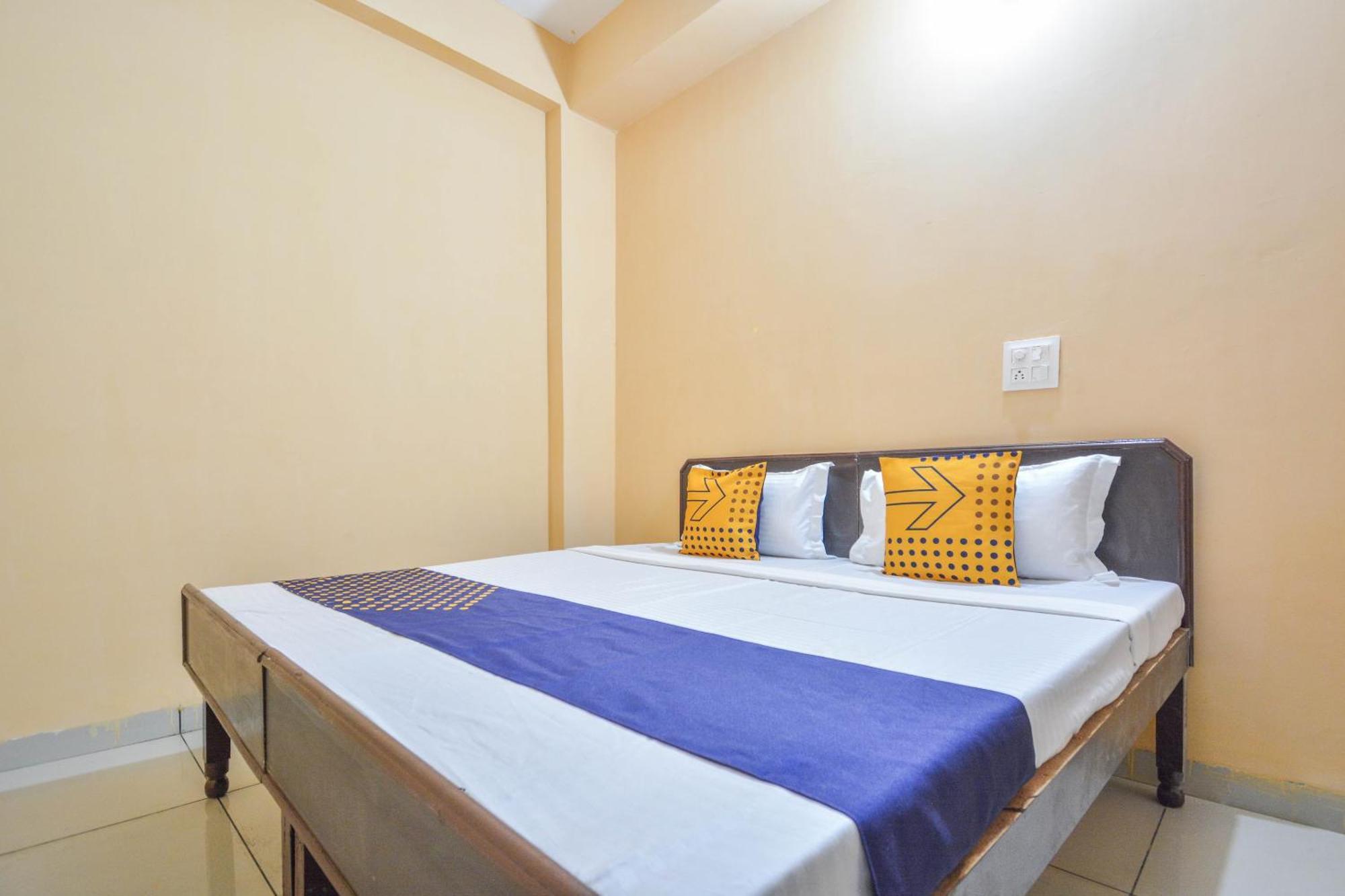 สปอต ออน 61033 โฮเต็ล ไดมอนด์ Hotel Sohana ภายนอก รูปภาพ
